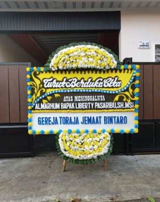 Papan Bunga Duka di Binong
