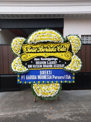 Papan Bunga Duka di Binong